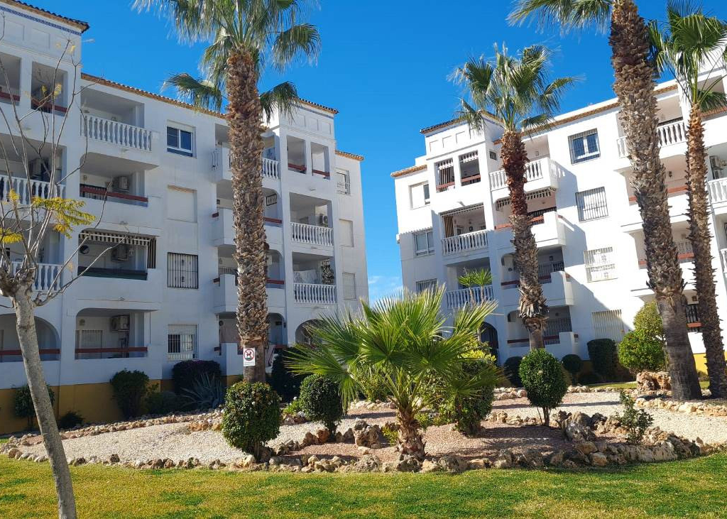 2 Bedroom 2 Bathroom Penthouse in Villamartin