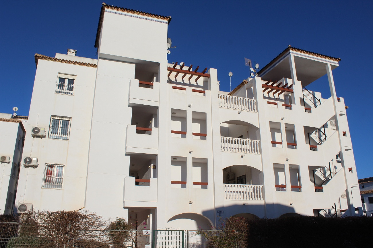 For sale - 2 Bedroom 2 Bathroom Penthouse in Villamartin - Costa Blanca  - Alicante