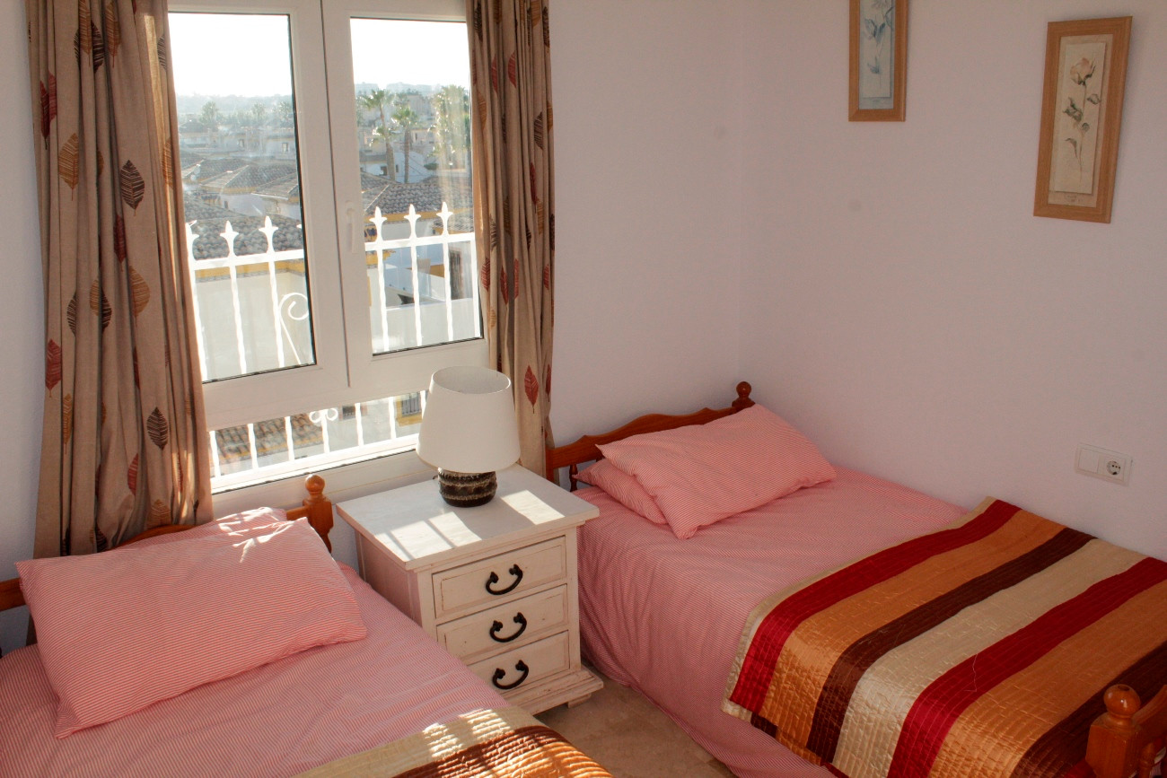 For sale - 2 Bedroom 2 Bathroom Penthouse in Villamartin - Costa Blanca  - Alicante