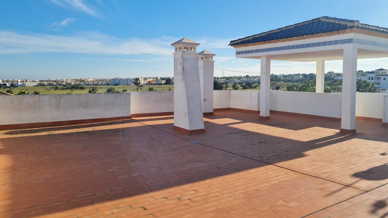 For sale - 2 Bedroom 2 Bathroom Penthouse in Villamartin - Costa Blanca  - Alicante