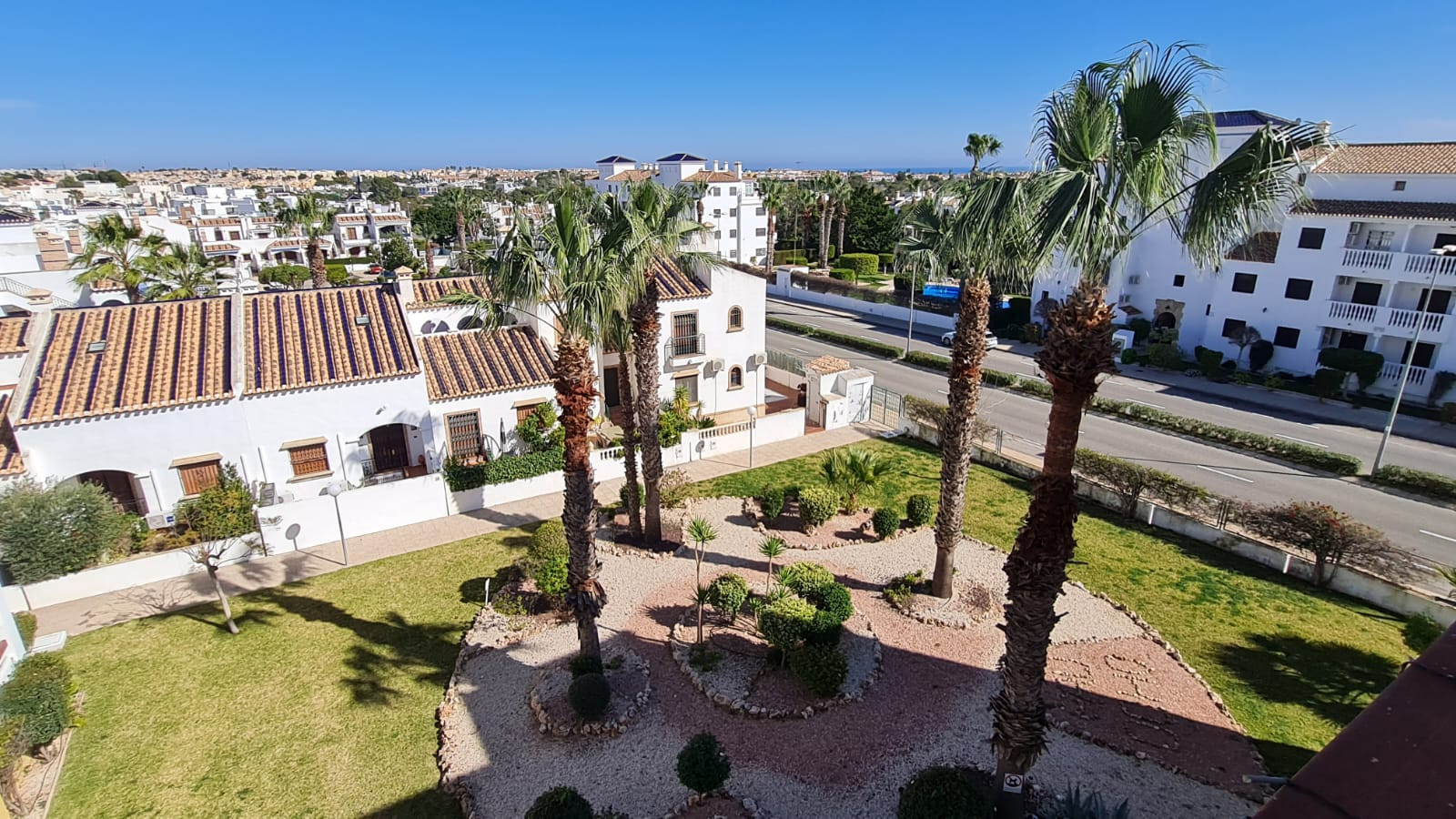 For sale - 2 Bedroom 2 Bathroom Penthouse in Villamartin - Costa Blanca  - Alicante