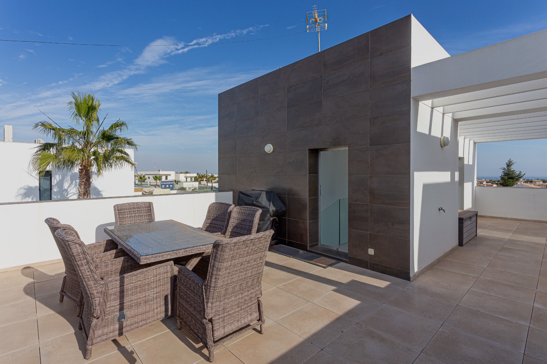 For sale - 3 Bedroom 2 Bathroom Villa in Lomas de Cabo Roig - Costa Blanca  - Alicante