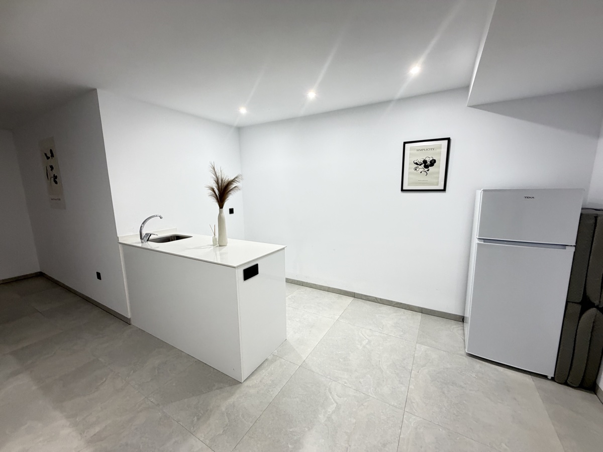 For sale - 4 Bedroom 3 Bathroom Villa in Villamartin - , Villamartin, Alicante, Spain - Alicante