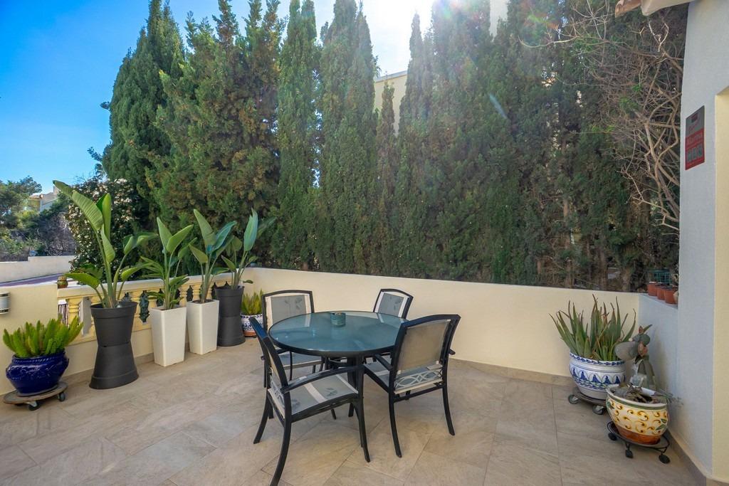 For sale - 4 Bedroom 3 Bathroom Villa in Villamartin - Las Ramblas  - Alicante