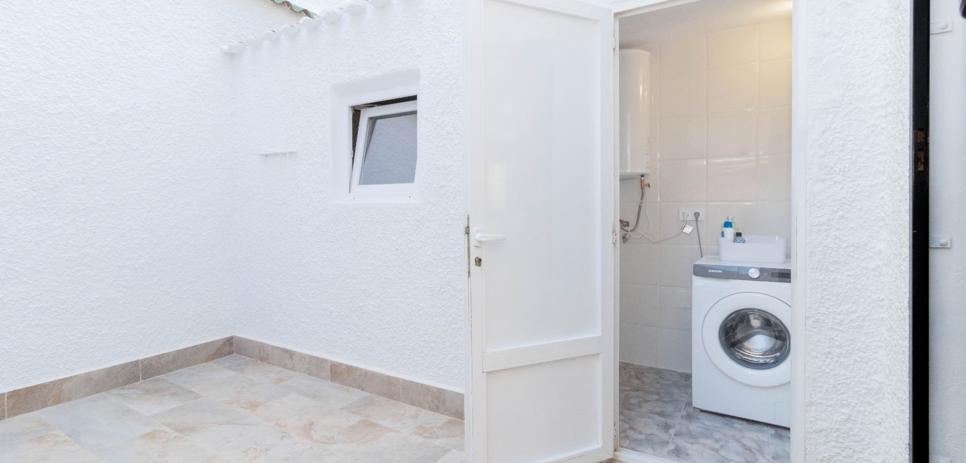 For sale - 3 Bedroom 3 Bathroom Townhouse in Orihuela Costa - La Zenia  - Costa Blanca (Alicante)