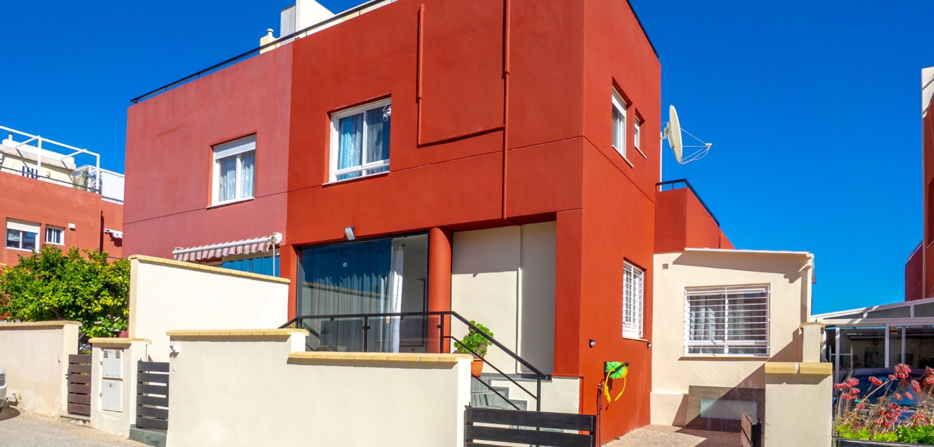 For sale - 3 Bedroom 2 Bathroom Townhouse in Orihuela Costa - Villamartín  - Alicante