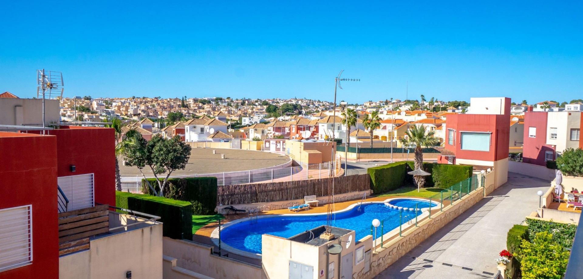 For sale - 3 Bedroom 2 Bathroom Townhouse in Orihuela Costa - Villamartín  - Alicante