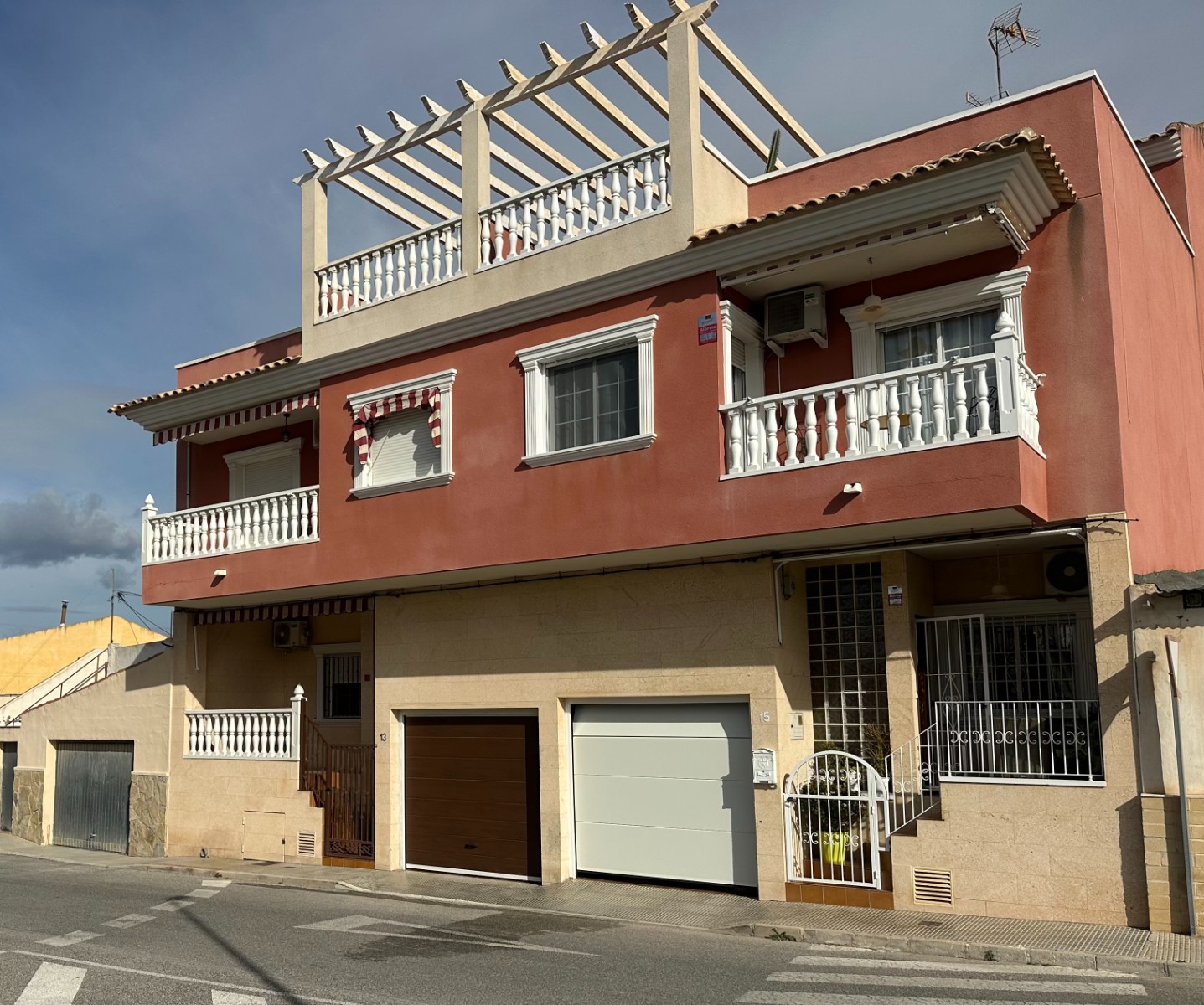 For sale - 3 Bedroom 3 Bathroom Townhouse in Bigastro - Bigastro  - Alicante