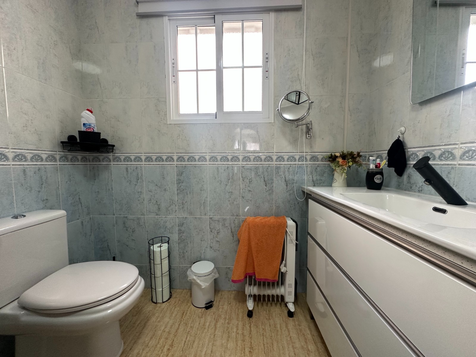 For sale - 3 Bedroom 3 Bathroom Townhouse in Bigastro - Bigastro  - Alicante