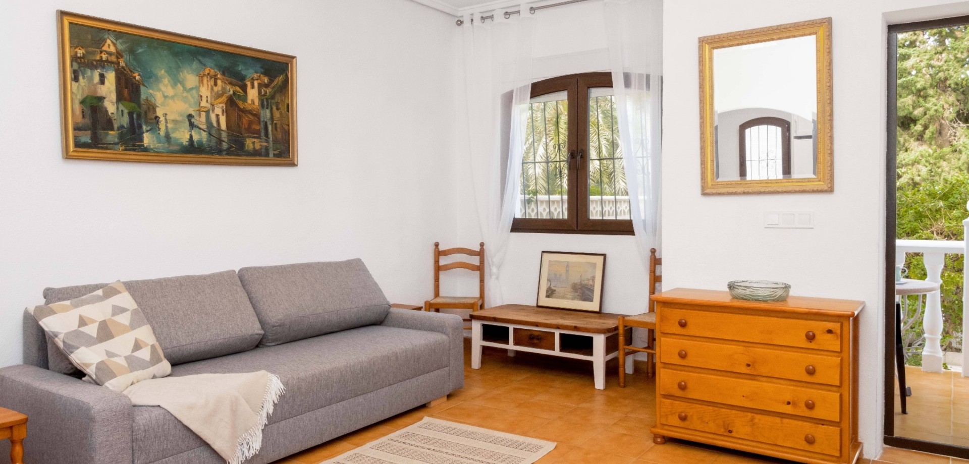 For sale - 3 Bedroom 3 Bathroom Townhouse in La Zenia - La Zenia  - Alicante