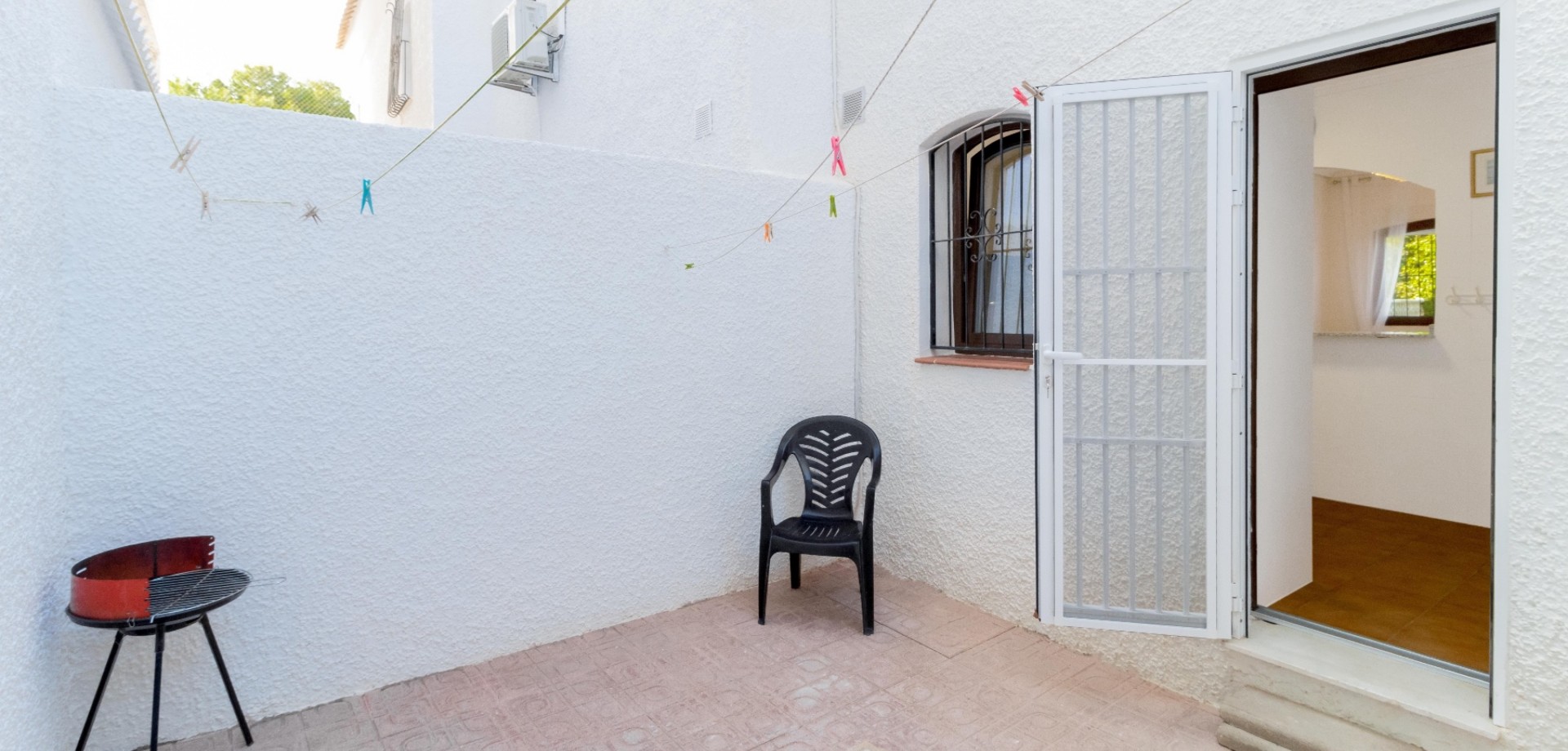 For sale - 3 Bedroom 3 Bathroom Townhouse in La Zenia - La Zenia  - Alicante