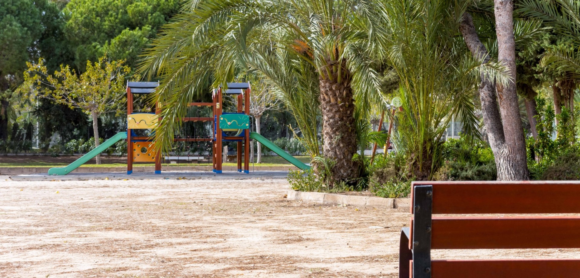 For sale - 3 Bedroom 3 Bathroom Townhouse in La Zenia - La Zenia  - Alicante