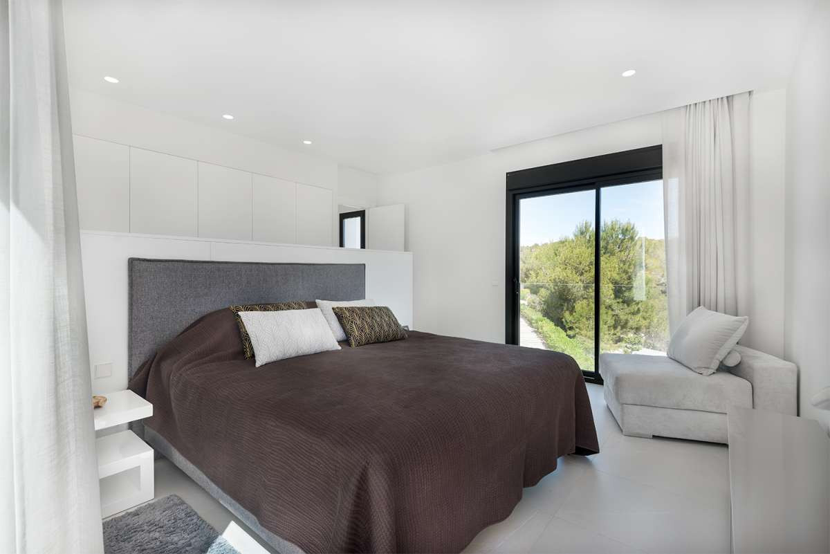 For sale - 5 Bedroom 4 Bathroom House - Detached Villa in Orihuela - Las Colinas Golf  - Alicante