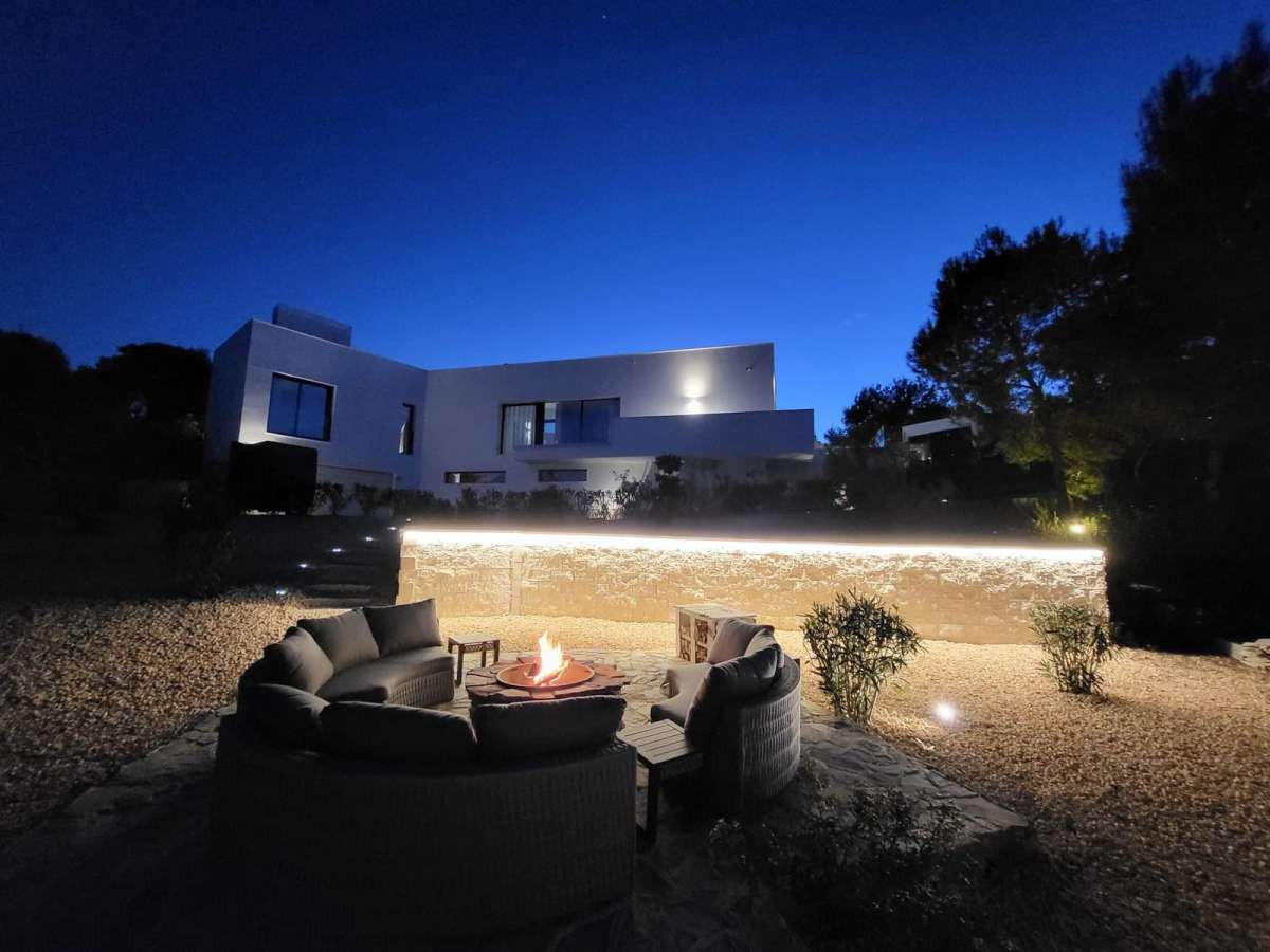 For sale - 5 Bedroom 4 Bathroom House - Detached Villa in Orihuela - Las Colinas Golf  - Alicante