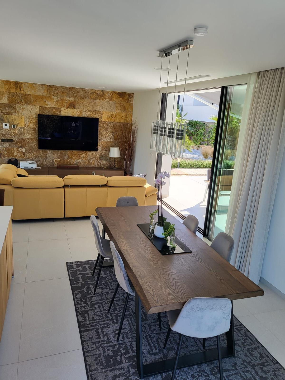 For sale - 5 Bedroom 4 Bathroom House - Detached Villa in Orihuela - Las Colinas Golf  - Alicante