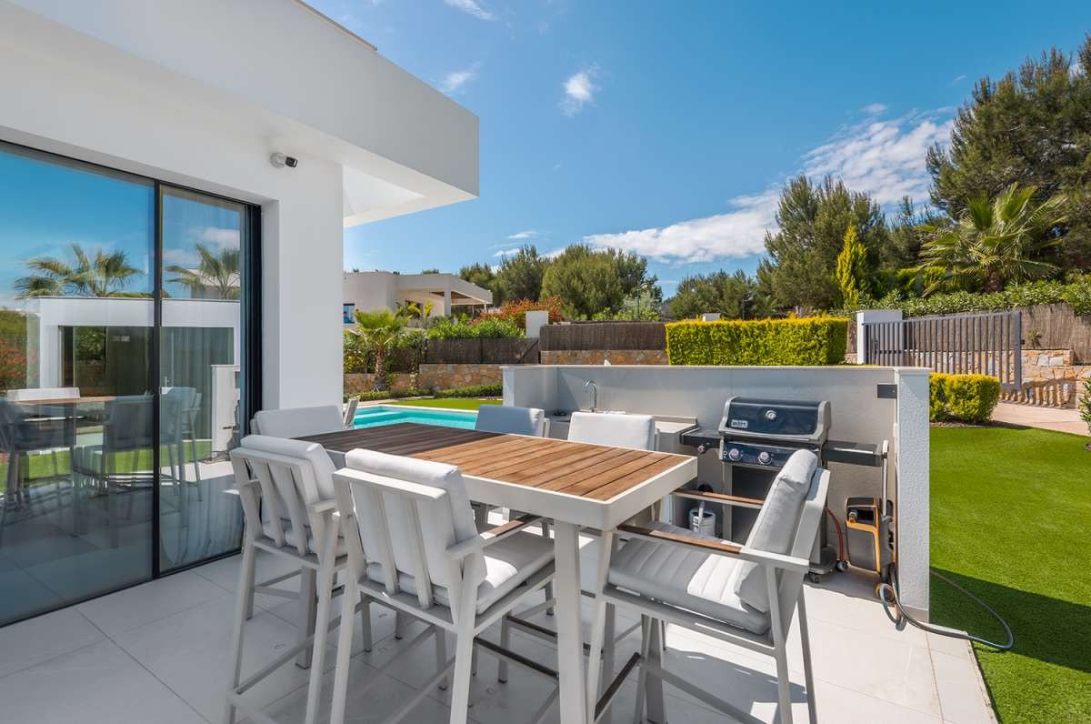 For sale - 5 Bedroom 4 Bathroom House - Detached Villa in Orihuela - Las Colinas Golf  - Alicante