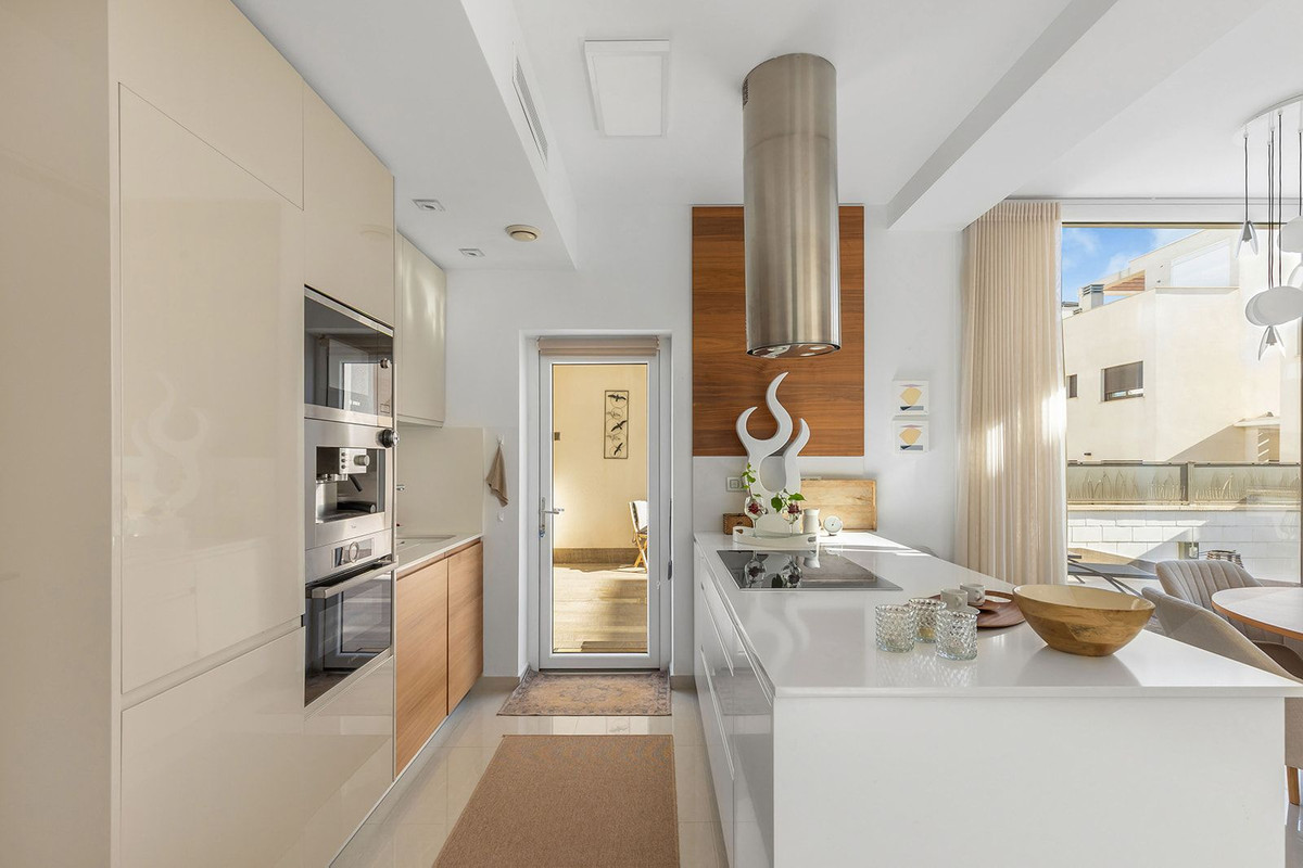 For sale - 3 Bedroom 3 Bathroom House - Detached Villa in Rojales - Ciudad Quesada  - Alicante