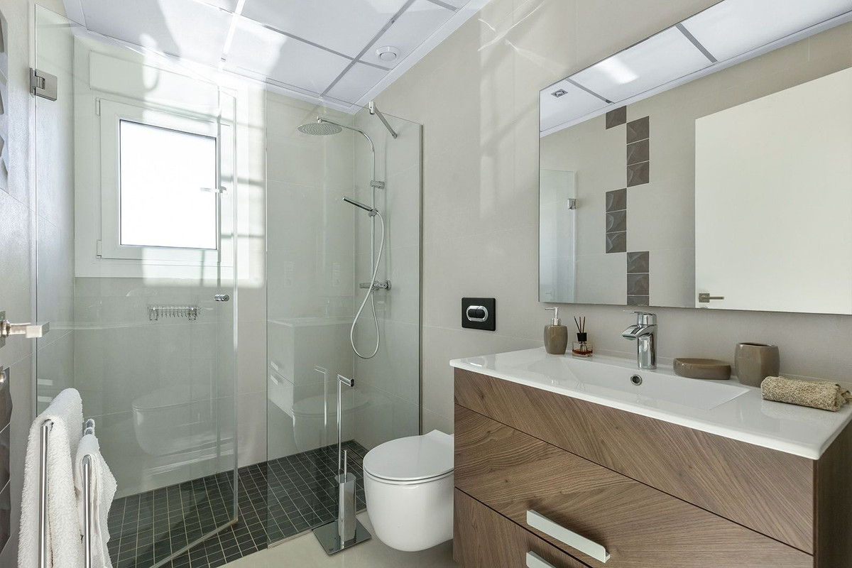 For sale - 3 Bedroom 3 Bathroom House - Detached Villa in Rojales - Ciudad Quesada  - Alicante