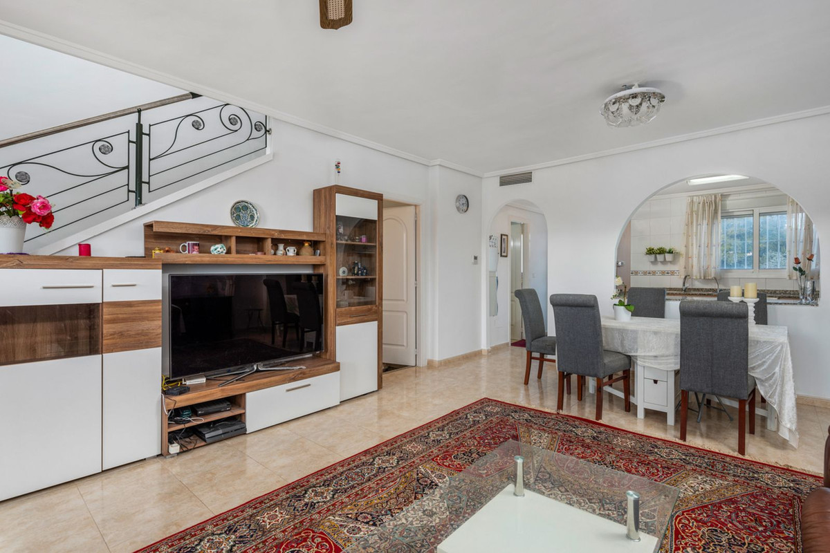 For sale - 4 Bedroom 4 Bathroom Townhouse in Ciudad Quesada  - Ciudad Quesada  - Alicante
