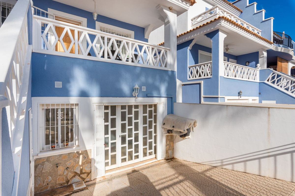 For sale - 4 Bedroom 4 Bathroom Townhouse in Ciudad Quesada  - Ciudad Quesada  - Alicante