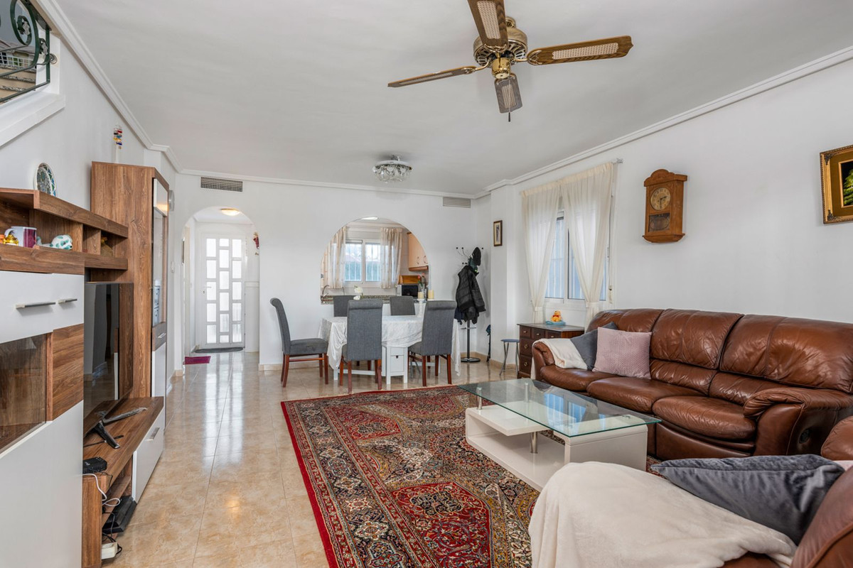 For sale - 4 Bedroom 4 Bathroom Townhouse in Ciudad Quesada  - Ciudad Quesada  - Alicante