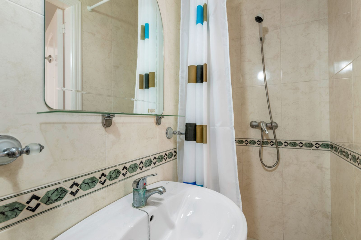 For sale - 4 Bedroom 4 Bathroom Townhouse in Ciudad Quesada  - Ciudad Quesada  - Alicante