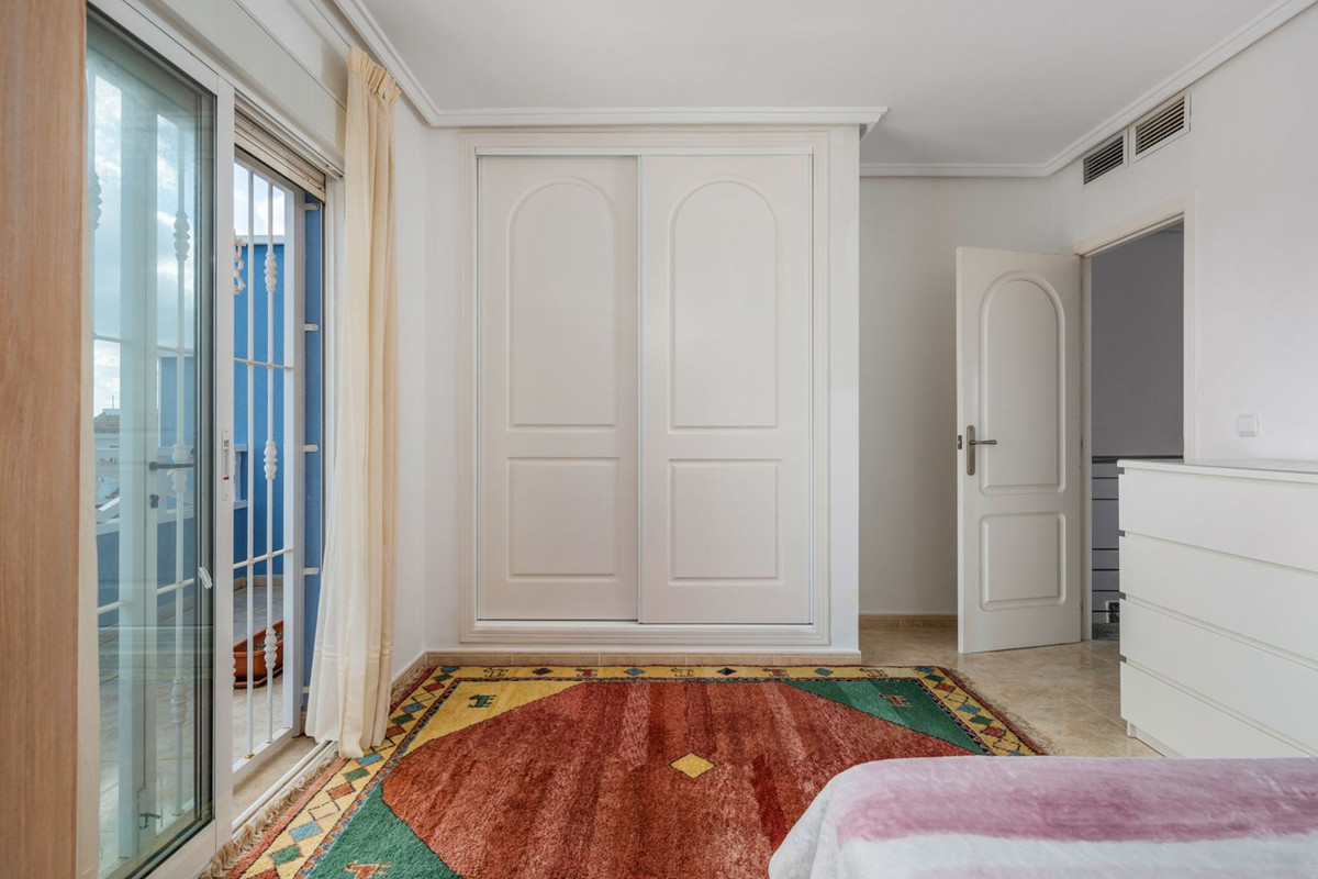 For sale - 4 Bedroom 4 Bathroom Townhouse in Ciudad Quesada  - Ciudad Quesada  - Alicante