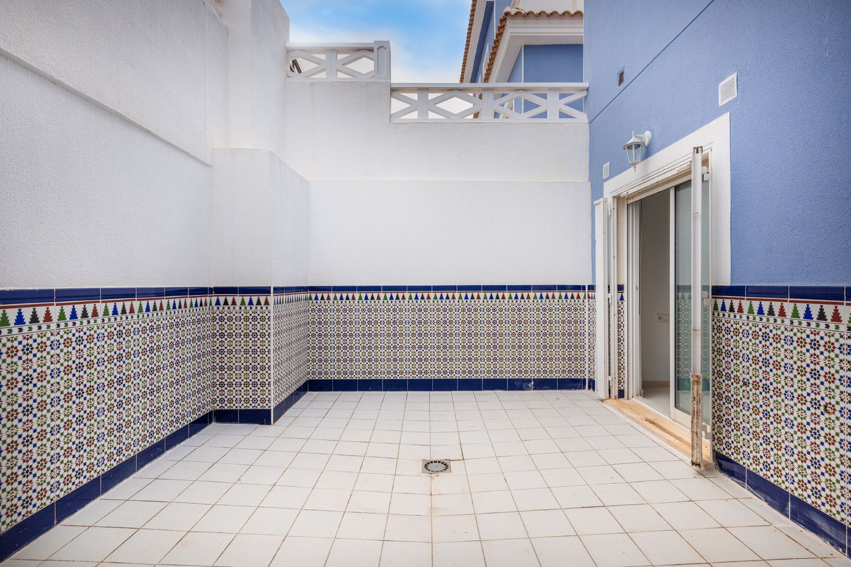 For sale - 4 Bedroom 4 Bathroom Townhouse in Ciudad Quesada  - Ciudad Quesada  - Alicante