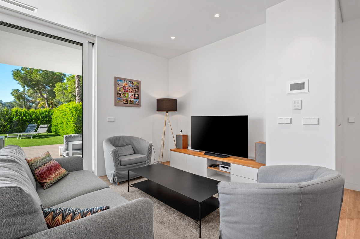 For sale - 2 Bedroom 2 Bathroom Apartment - Ground Floor Apartment in Orihuela - Las Colinas Golf  - Alicante