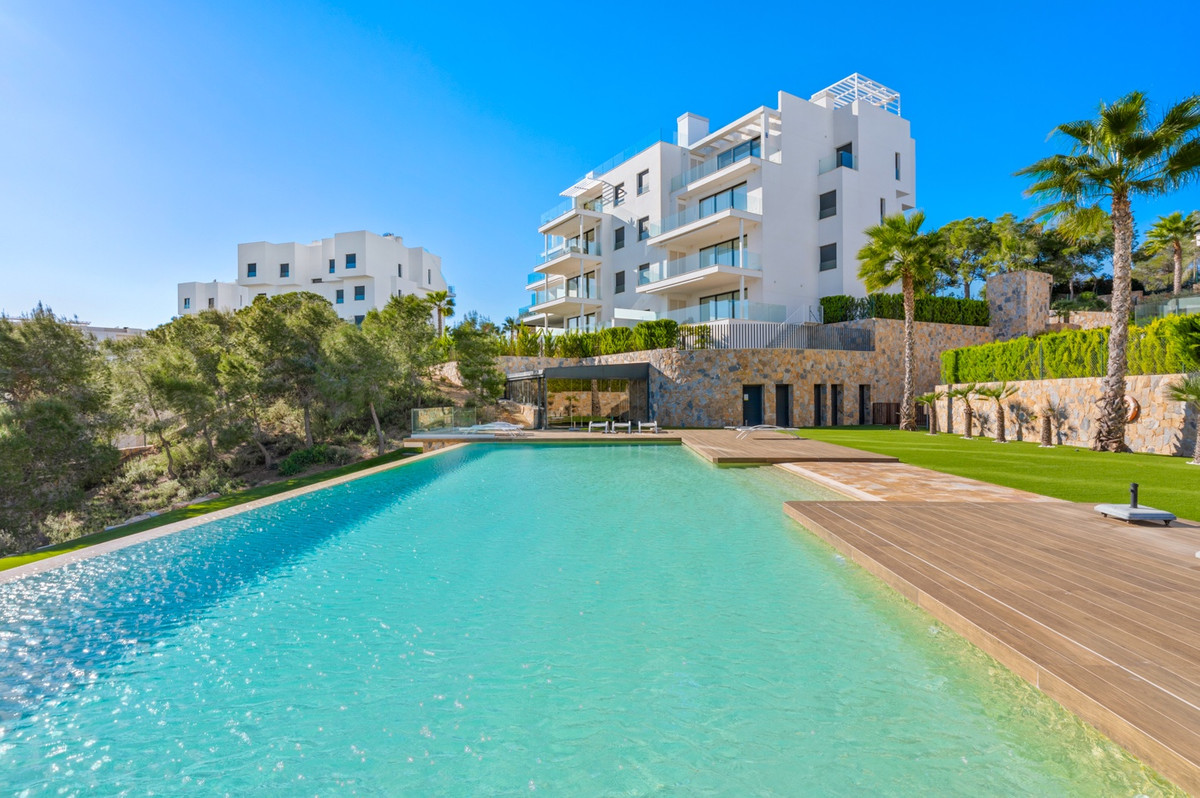 For sale - 2 Bedroom 2 Bathroom Apartment - Ground Floor Apartment in Orihuela - Las Colinas Golf  - Alicante
