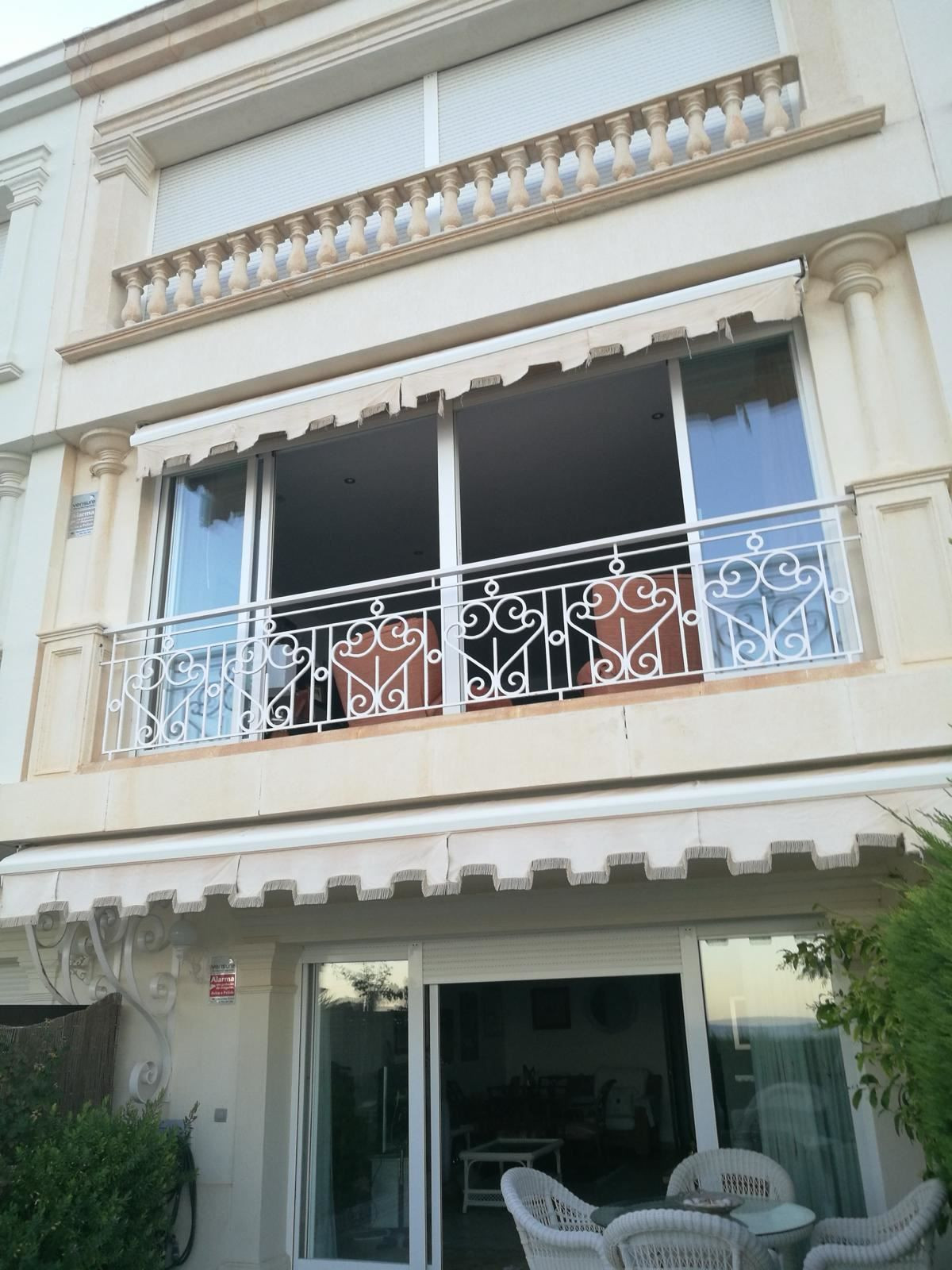 For sale - 4 Bedroom 4 Bathroom House - Detached Villa in Santa Pola - Santa Pola Centro  - Alicante