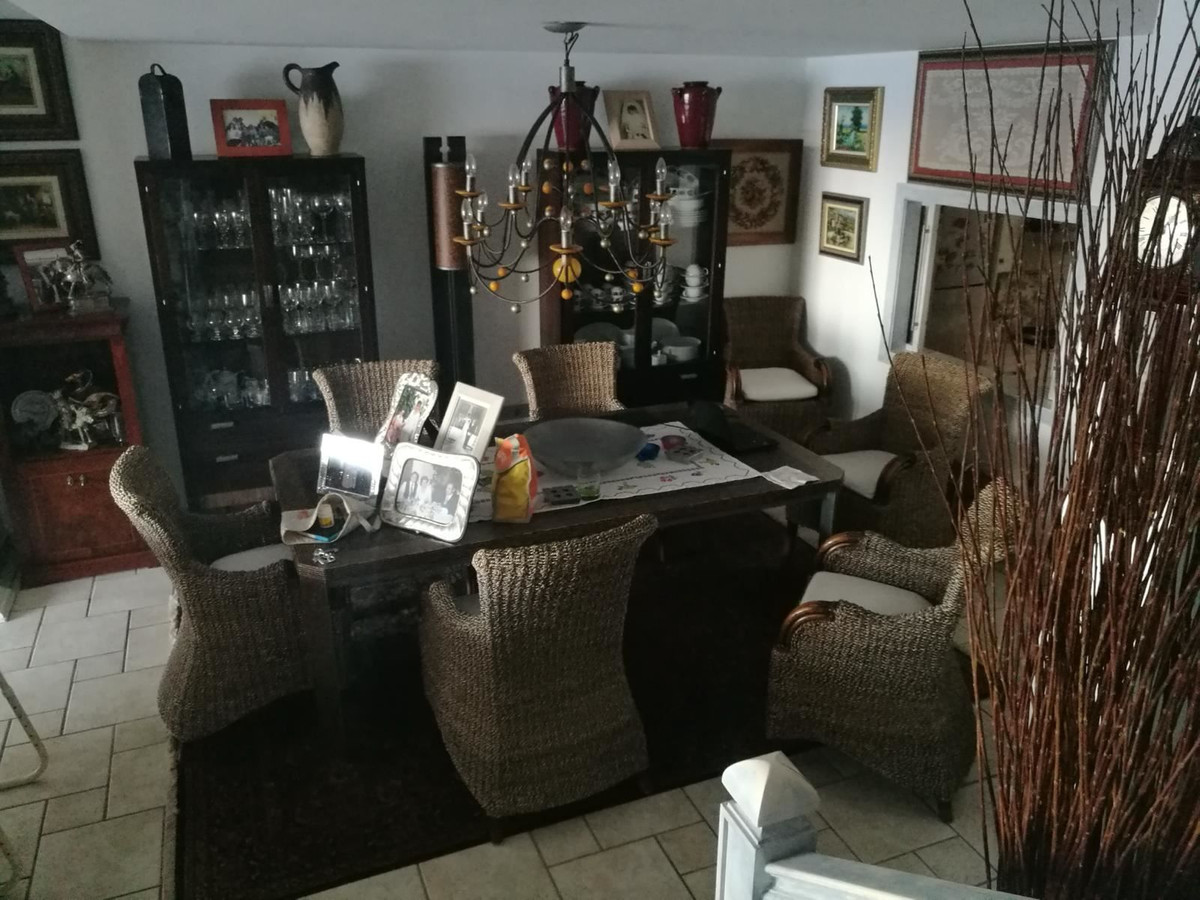 For sale - 4 Bedroom 4 Bathroom House - Detached Villa in Santa Pola - Santa Pola Centro  - Alicante