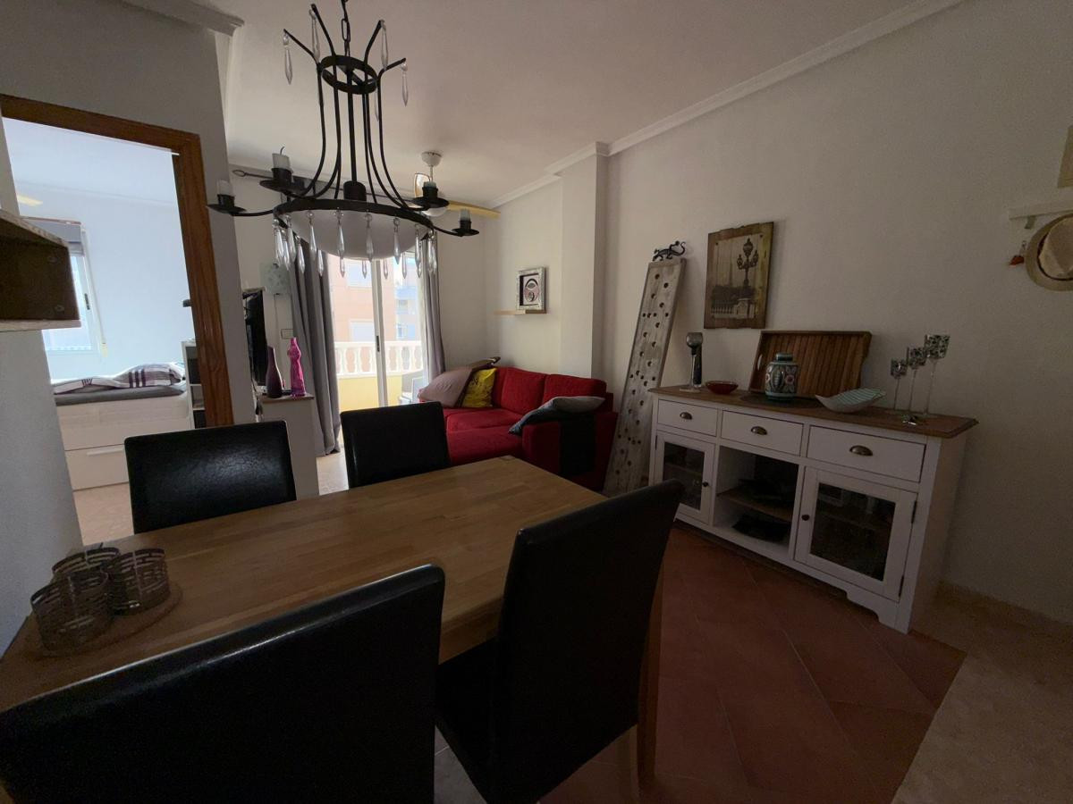 For sale - 1 Bedroom 1 Bathroom Apartment - Middle Floor Apartment in Torrevieja - Torrevieja Centro  - Alicante