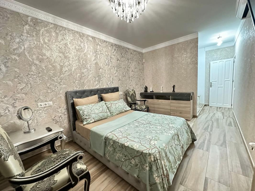 For sale - 5 Bedroom 3 Bathroom House - Detached Villa in Orihuela - Campoamor  - Alicante