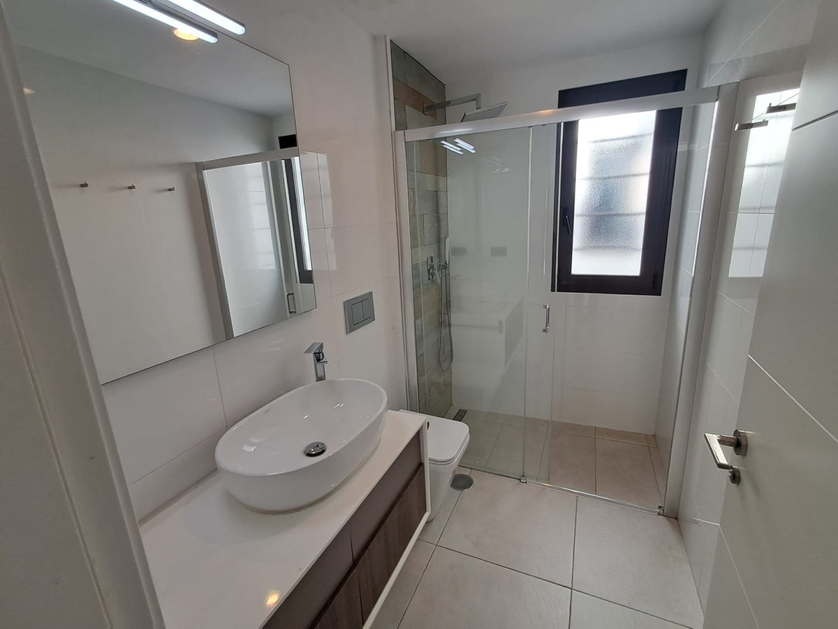 Sold - 3 Bedroom 2 Bathroom Detached Villa in Lomas de Cabo Roig - Cabo Roig  - Alicante