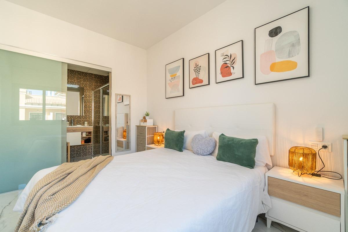 For sale - 2 Bedroom 2 Bathroom Apartment in Orihuela Costa - PAU 26  - Alicante