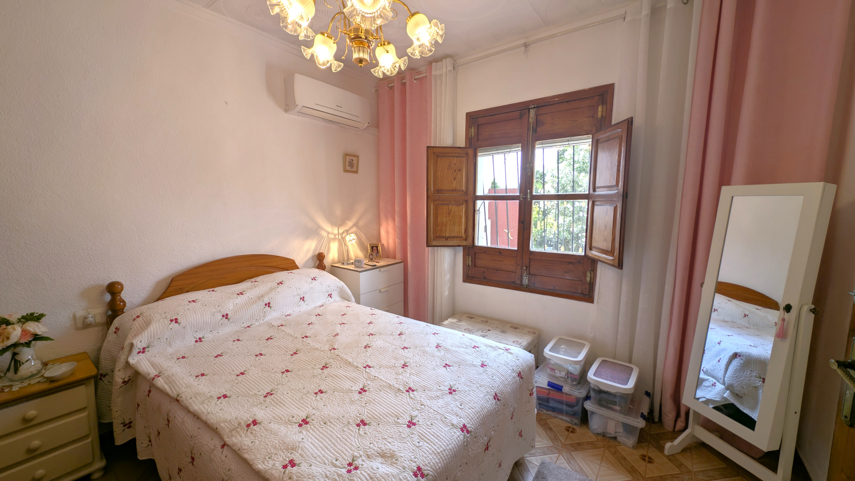 For sale - 3 bed 2 bath Traditional Village House in El Mudamiento - El Mudamiento - Alicante