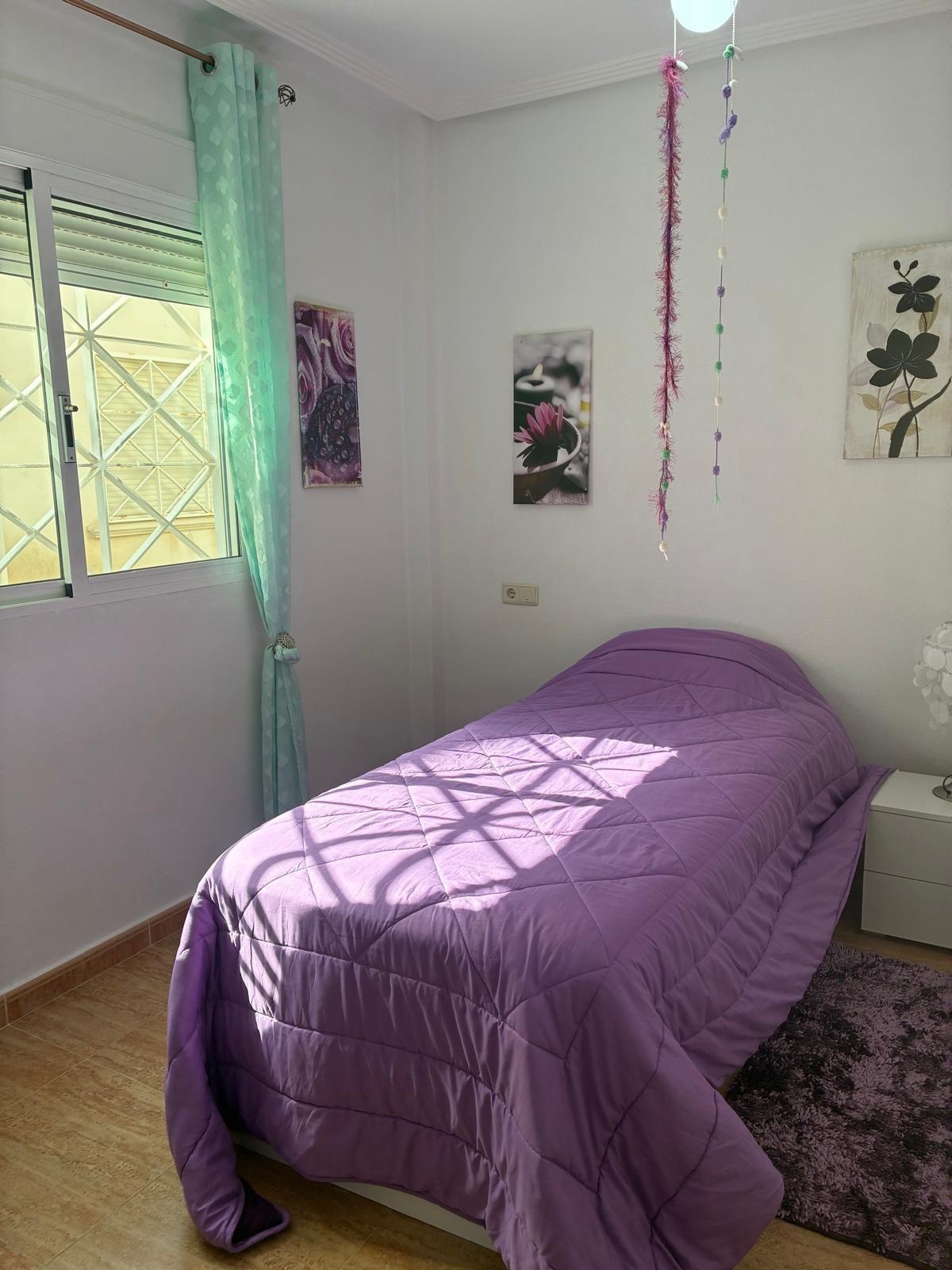 For sale - 2 Bedroom 1 Bathroom Bungalow in Orihuela Costa - Los Almendros-la Florida  - Alicante