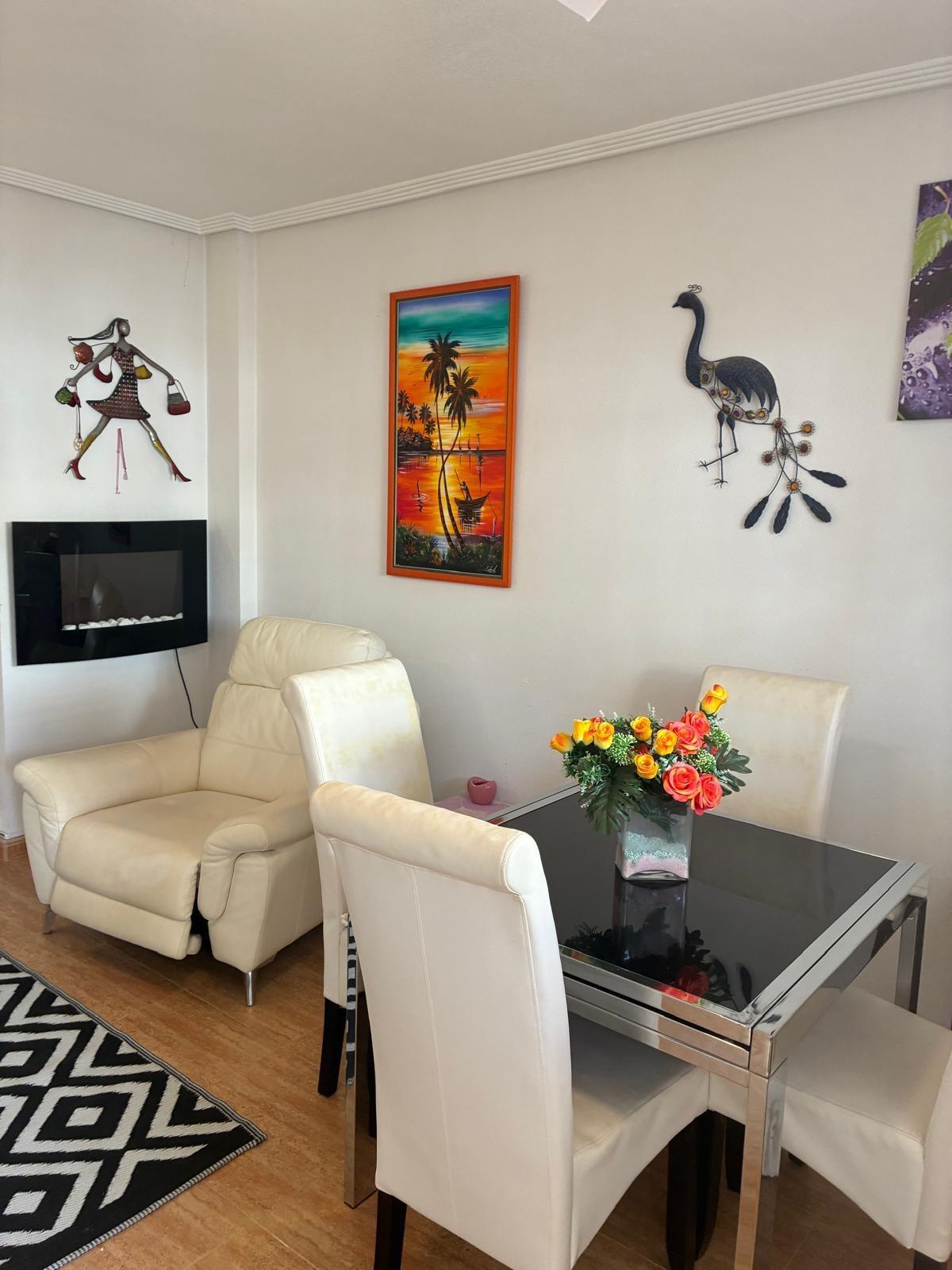 For sale - 2 Bedroom 1 Bathroom Bungalow in Orihuela Costa - Los Almendros-la Florida  - Alicante