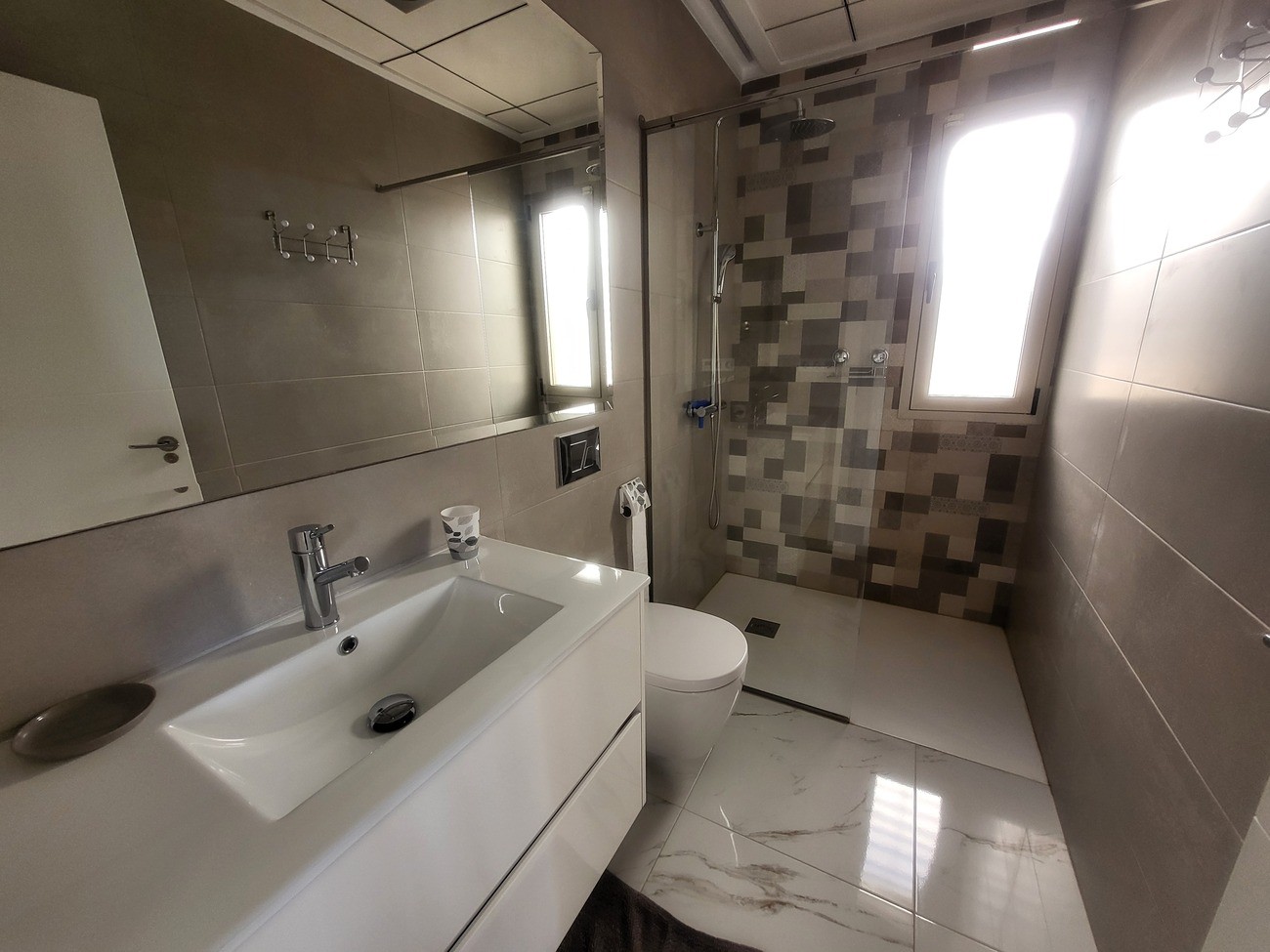 For sale - 3 Bedroom 2 Bathroom Villa in Villamartin - Costa Blanca  - Alicante