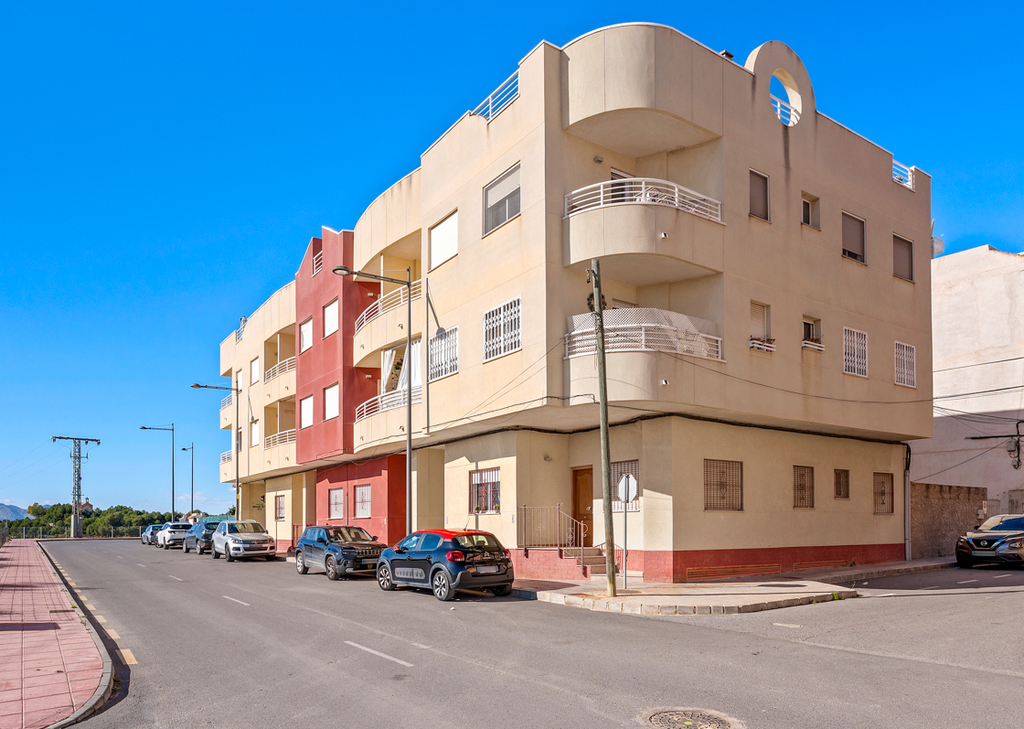 2 Bedroom 1 Bathroom Apartment in Algorfa