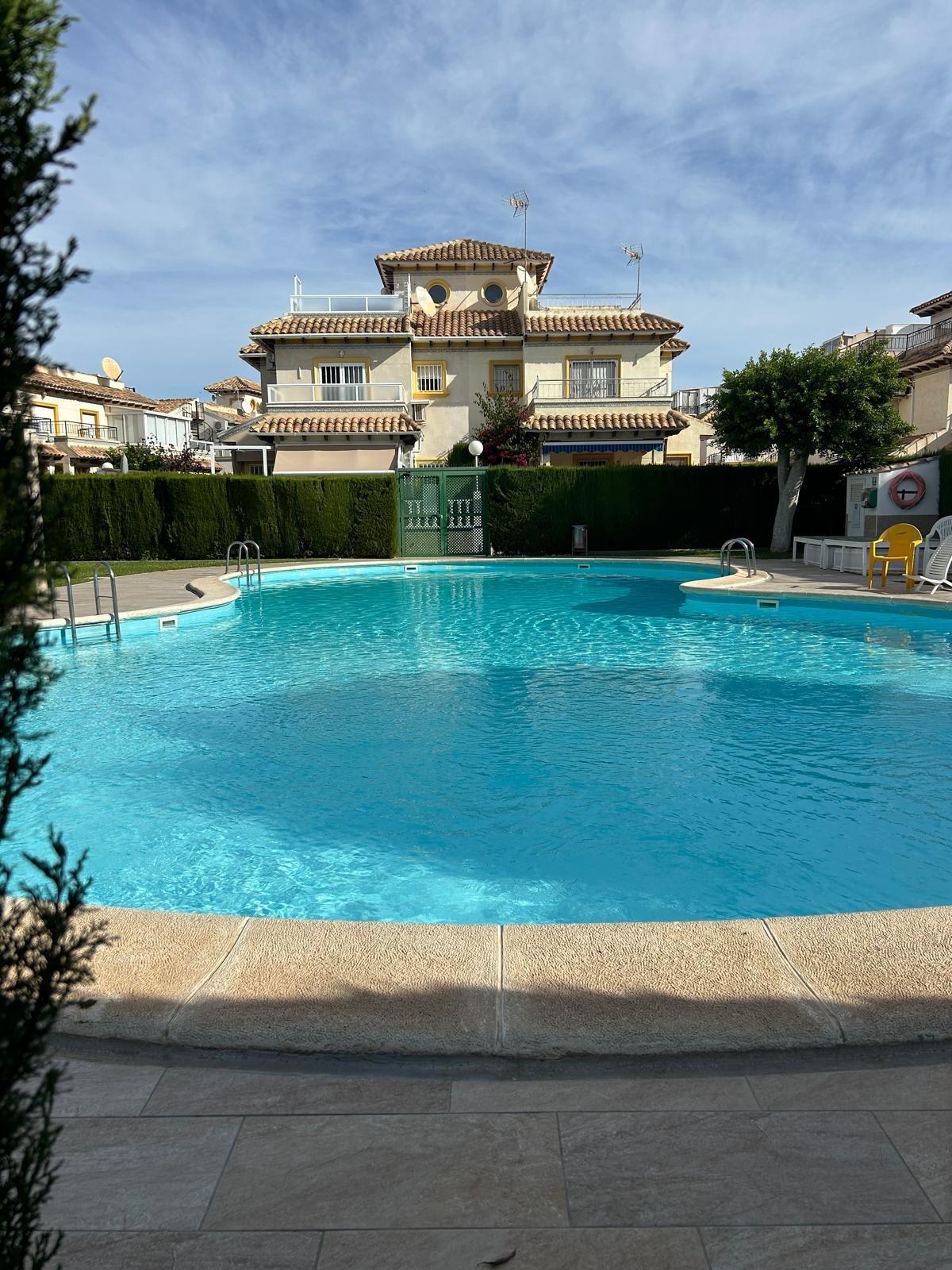 For sale - 2 Bedroom 1 Bathroom Duplex in Orihuela Costa - Punta Prima  - Alicante