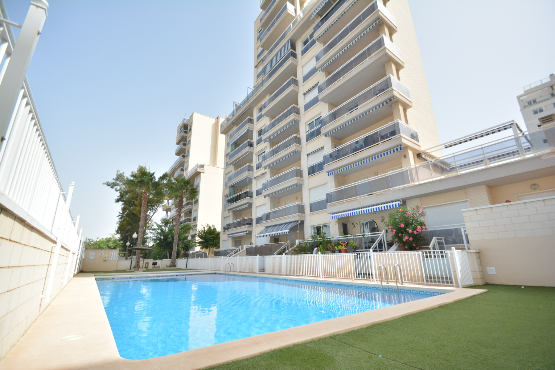 For sale - 2 Bedroom 1 Bathroom Apartment in Guardamar del Segura - Costa Blanca  - Alicante