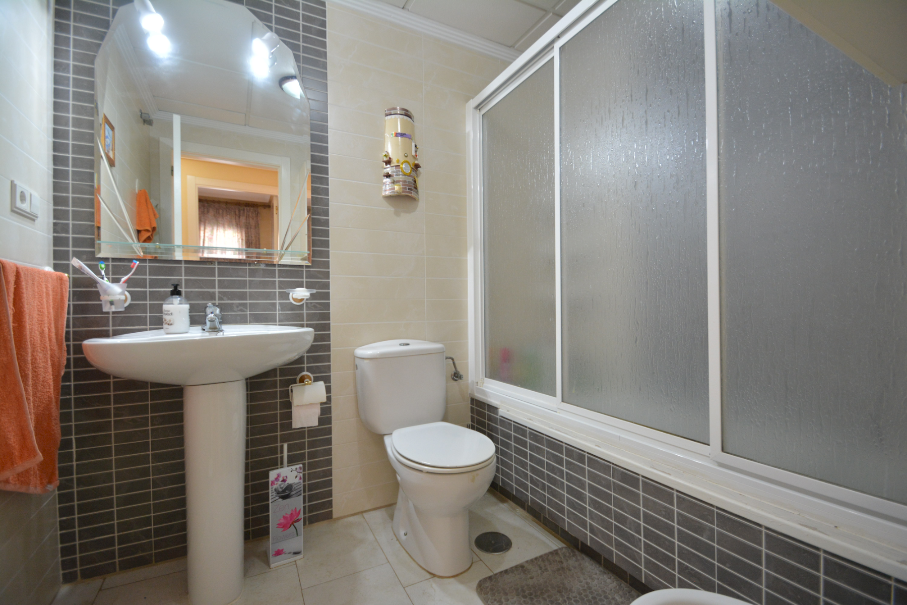 For sale - 2 Bedroom 1 Bathroom Apartment in Guardamar del Segura - Costa Blanca  - Alicante