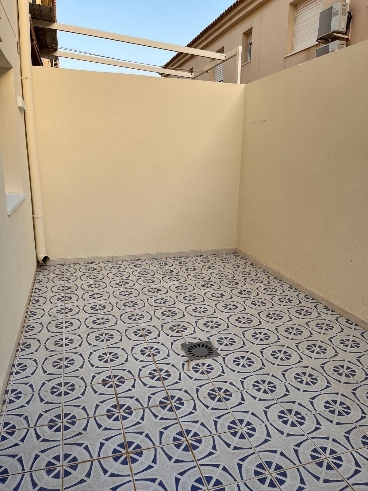 For sale - 3 Bedroom 2 Bathroom Town House in Orihuela Costa - Campoamor  - Alicante