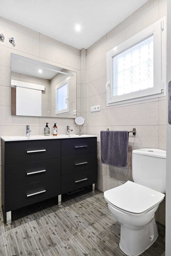 For sale - 3 Bedroom 1 Bathroom Semi Detached in Guardamar del Segura - El Raso  - Alicante