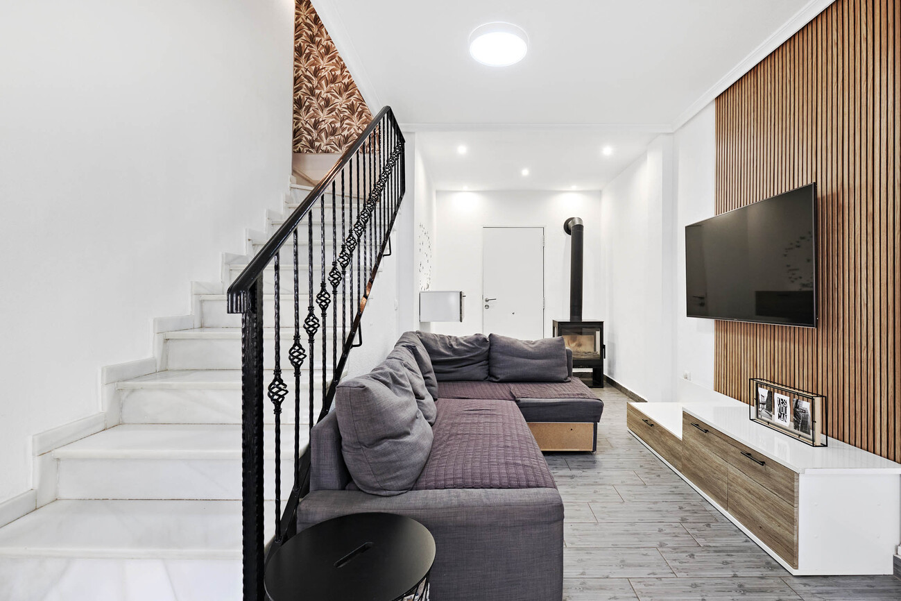 For sale - 3 Bedroom 1 Bathroom Semi Detached in Guardamar del Segura - El Raso  - Alicante