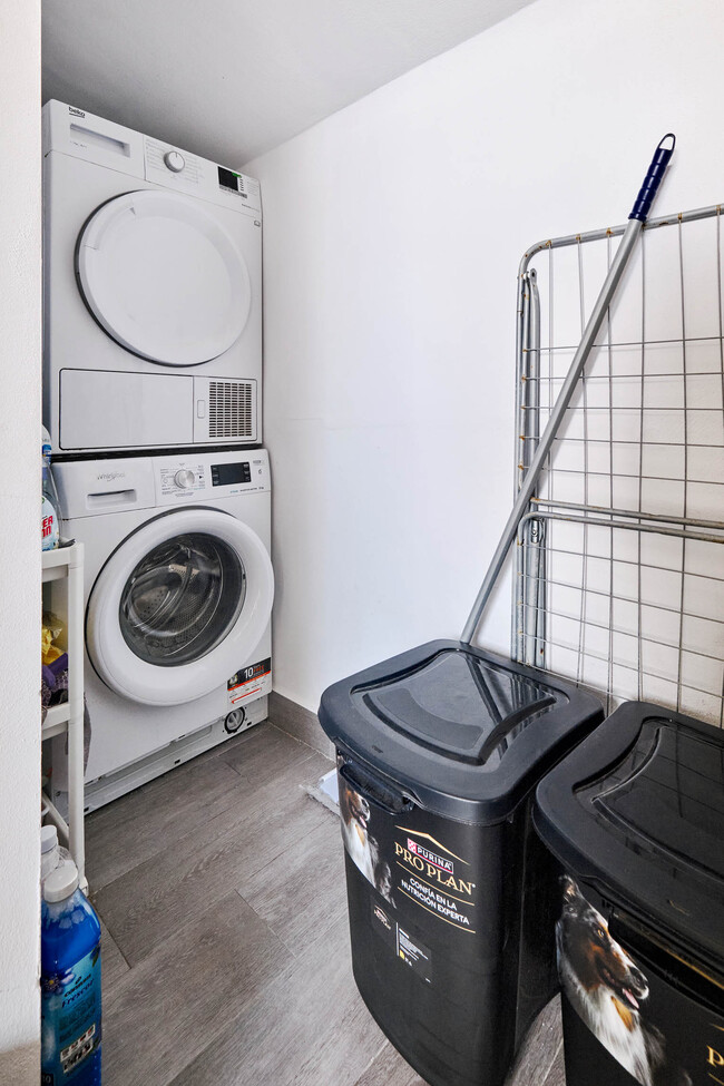 For sale - 3 Bedroom 1 Bathroom Semi Detached in Guardamar del Segura - El Raso  - Alicante