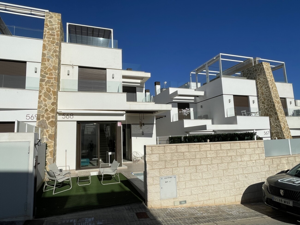 2 Bedroom 1 Bathroom Semi Detached in Villamartin