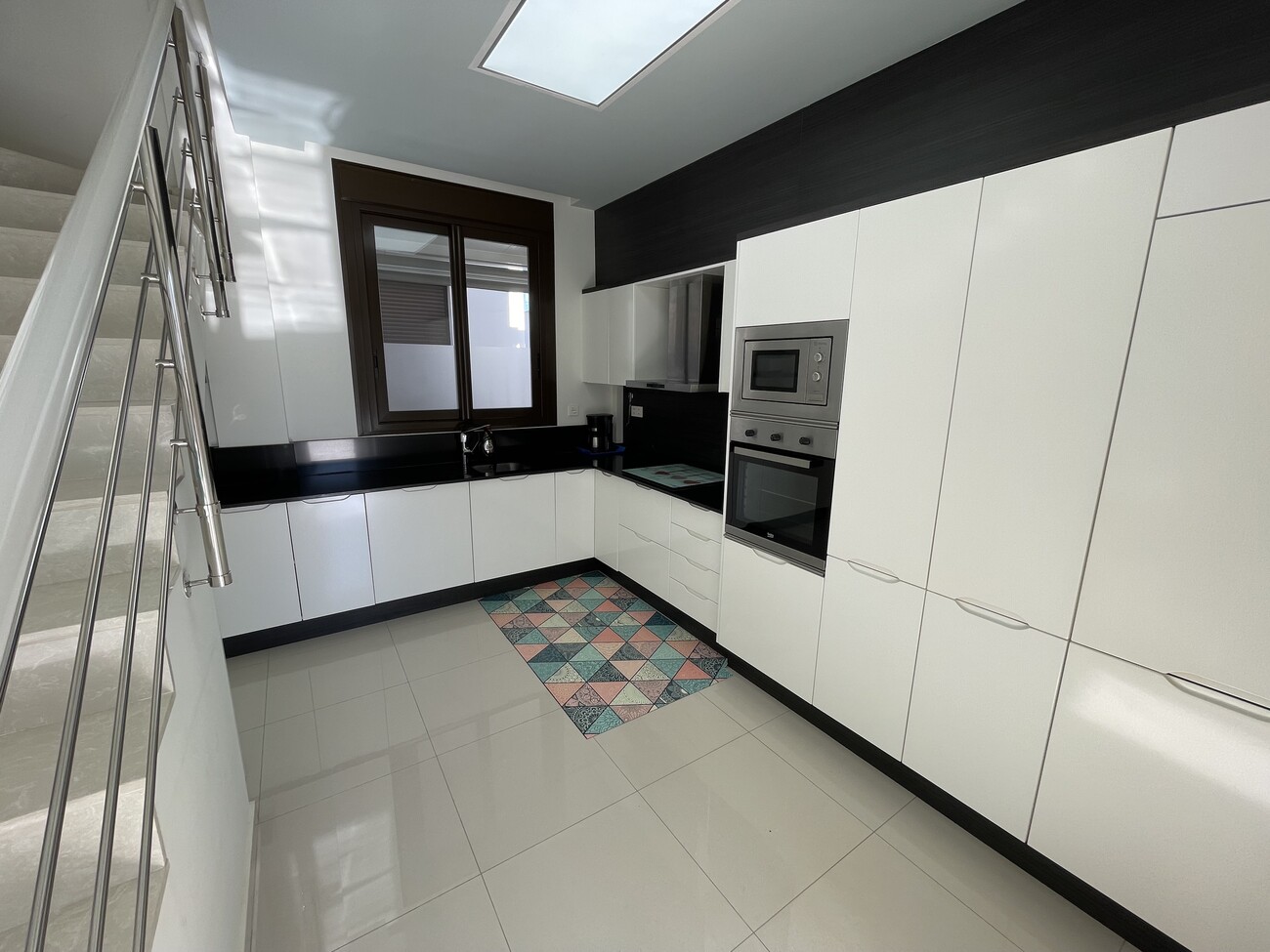 For sale - 2 Bedroom 1 Bathroom Semi Detached in Villamartin -  - Alicante